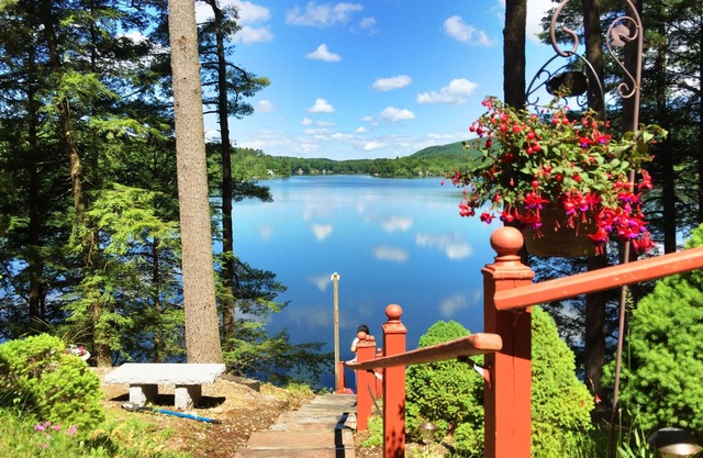 Incredible Lake Front House und Dock am Lake Bude. SCHWIMISCHES FISCHBOOT