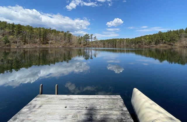 Lake Front Property, Close to Cape Cod!