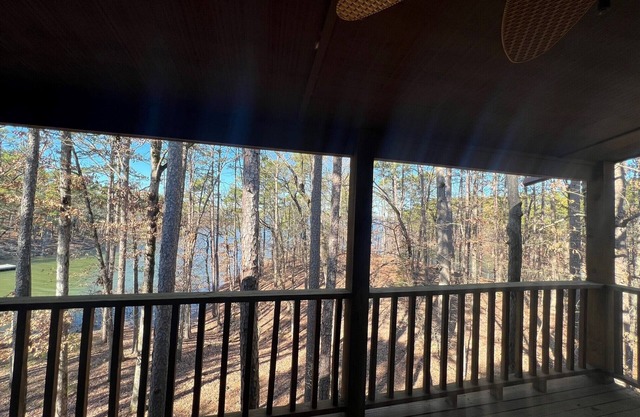 Lake Front Retreat on Lake Ouachita