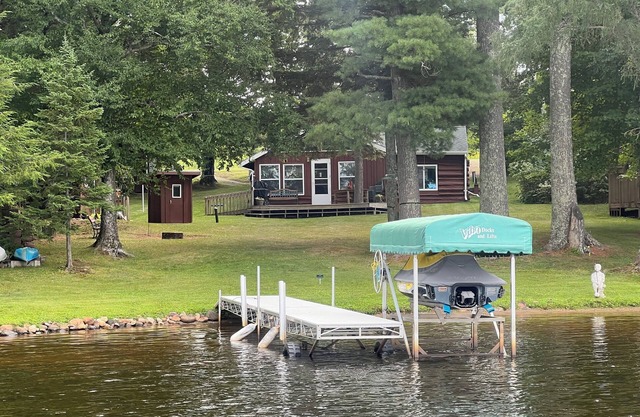 Lake Front Rustic Log Cabin im Herzen von Chequamegon National Forest