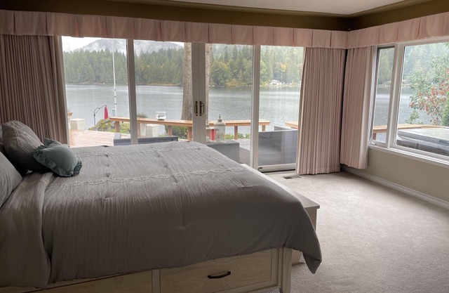 Lake Front villa