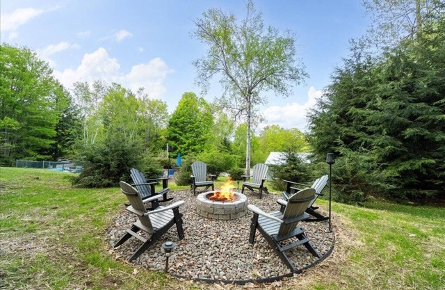 Lake George Mountain Chalet on 2.45 acres with Fall Foliage, grill & fire pit.
