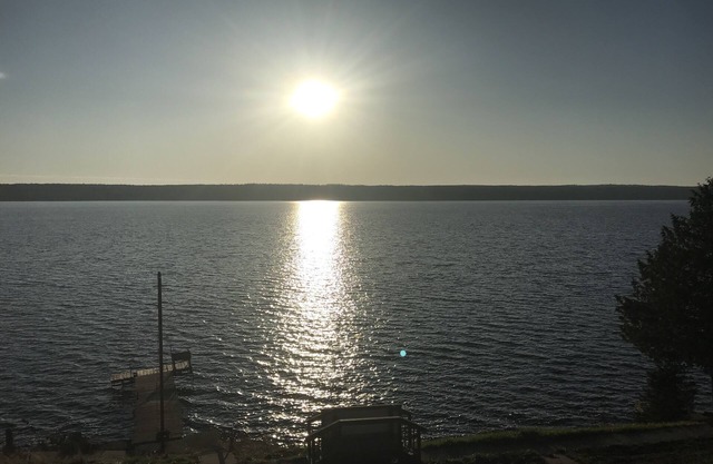 Lake Gogebic Private Cabin Hotel Room