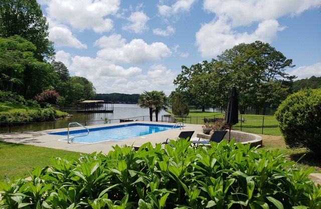 Lake Hamilton Lake House