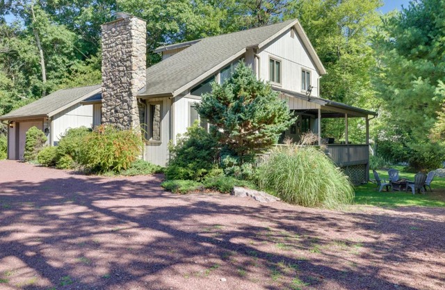 Lake Harmony Home Near Big Boulder!