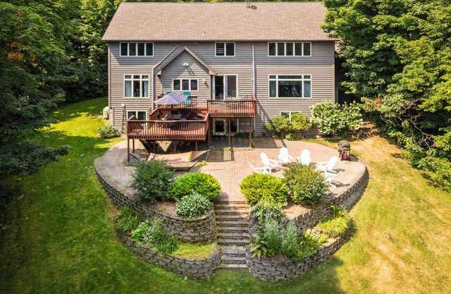 Lake Home on Pokegama w/dock, sauna, game room.