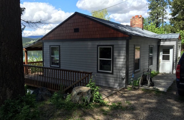 Lake Home mit privater Seeseite und Dock