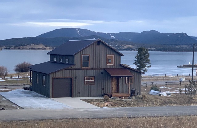 Lake House in Georgetown