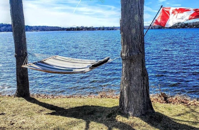 Lake house close to OFSC Trails