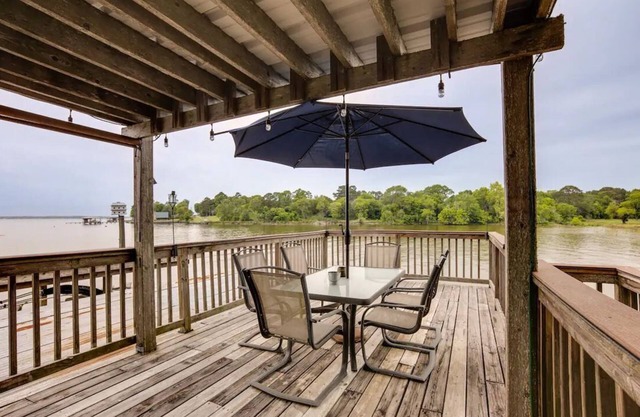 Lake House in Onalaska,TX