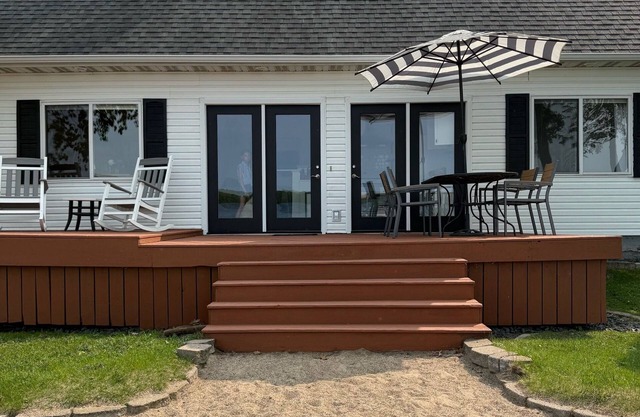 Lake House ist in der Nähe von Minneapolis, aber weit entfernt von Ihrer normalen Routine.