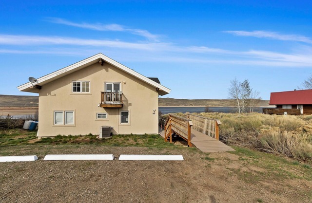 Lake House