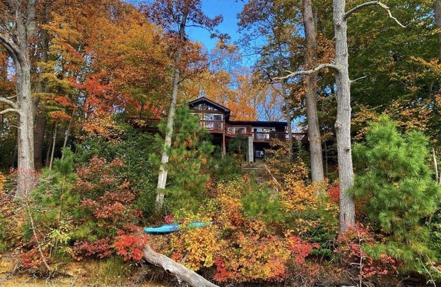 Lake-house with a magnificent view