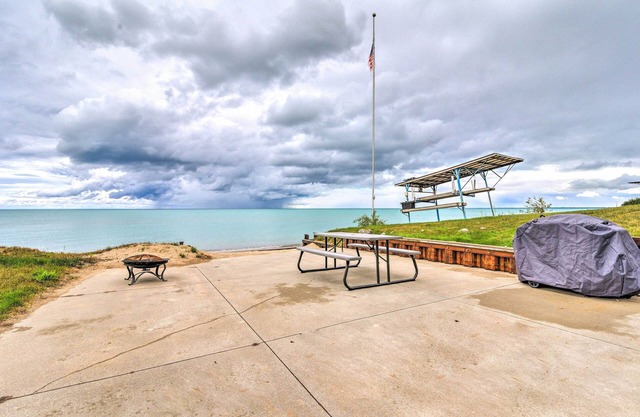 Lake Huron Hideaway w/Private Beach!
