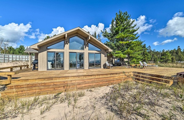 Lake Huron Home w/ Direct Beach Access!