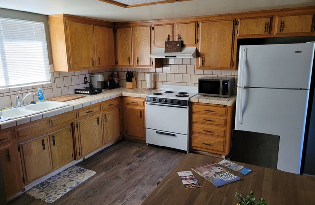Lake Isabella 2 bedroom with Cabin Feel