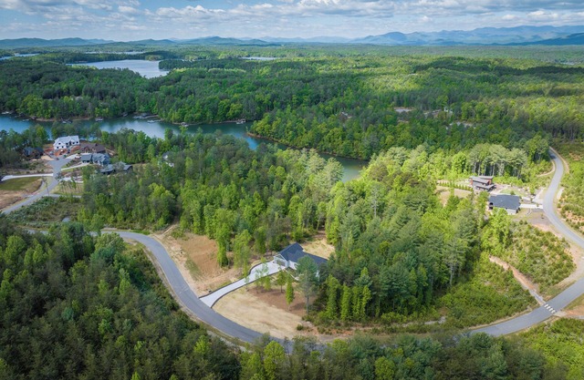 Waterfront home in a beautiful lake James gated community!
