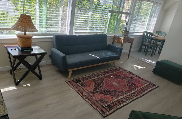Lake Merritt One Bedroom # 2 No stairs
