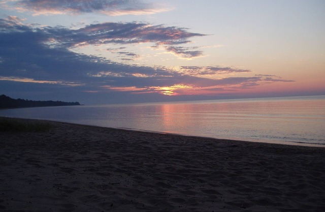 Lake Michigan Beachfront Spring Special 4. Nacht gratis mit 3 Übernachtungen