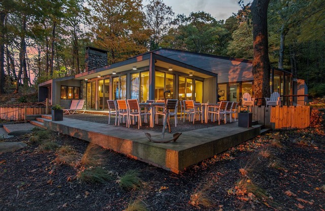 Luxuriöses Lake Michigan-Haus, ruhiger Wald und privater Zugang zum Strand