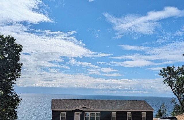 Lake Michigan Home with 600 Ft Private Shoreline – Near Arcadia Bluffs Golf