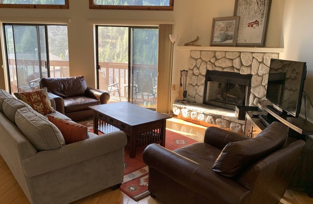 Lake & Mountain Views Condo - 5 min. Fahrt zum See, Ski und Golf