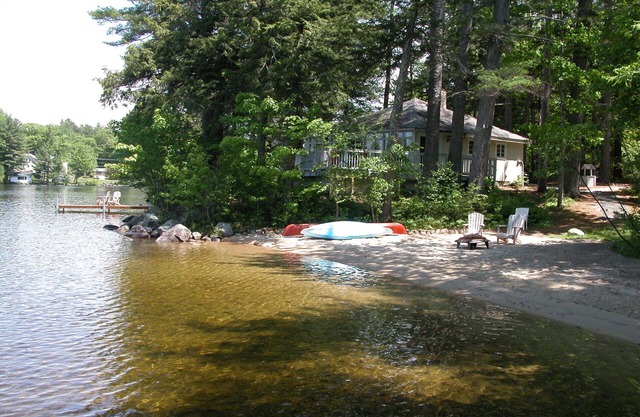 Lake / Mountain View-Highland Lake Waterfront Cottage mit 3 Schlafzimmern