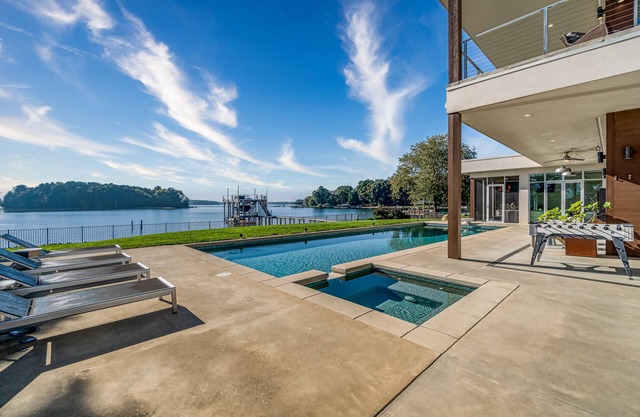 Lake Norman Lakefront w/Pool ~ AMAZING Lake Views ~ Indoor PICKLEBALL with A/C