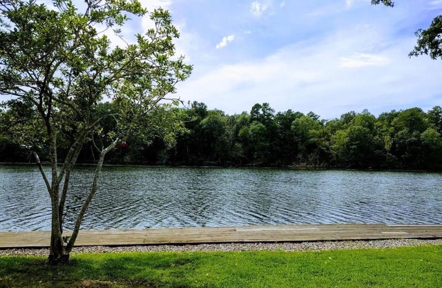 Lake Paradise