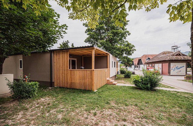 Lake Serenity Premium Mobile Homes-2Bedroom 15/011