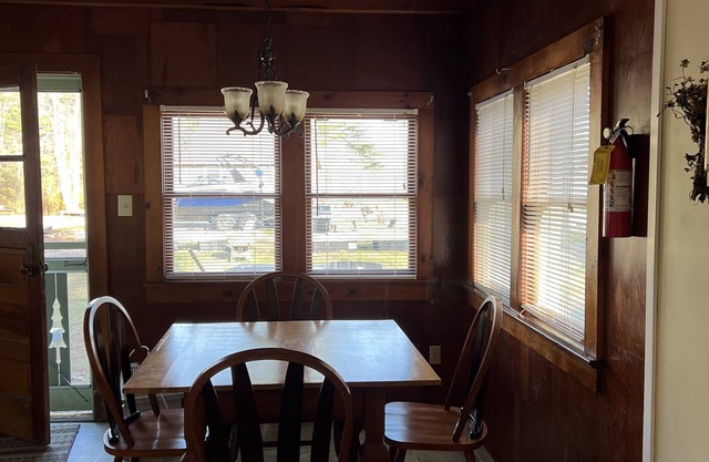 Lake side cabin with dock at Griffis Road Marina