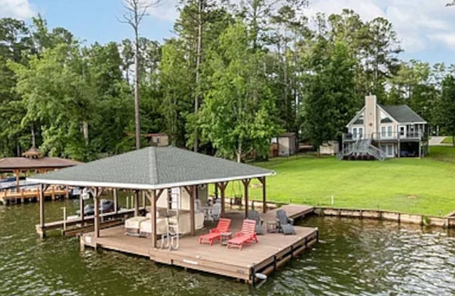 Lake Sinclair Escape - boathouse, 4 bedroom