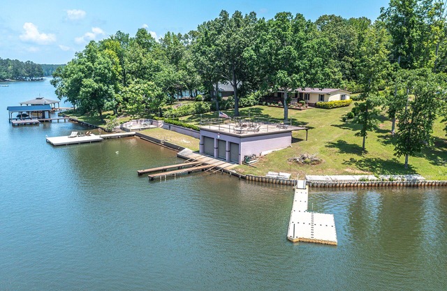 Island Creek Getaway + Party Pad mit herrlichem Blick auf den See und den Sonnenuntergang!