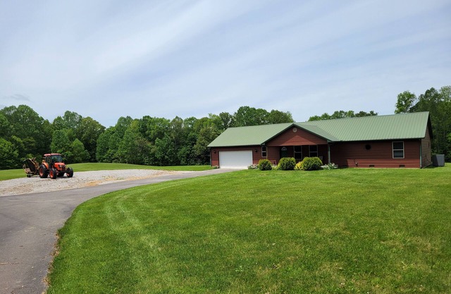 Lake Star Country Acres, Dale Hollow (Jachthafen von Sulphur Creek)