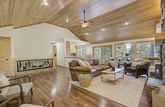 Lake Ridge Retreat