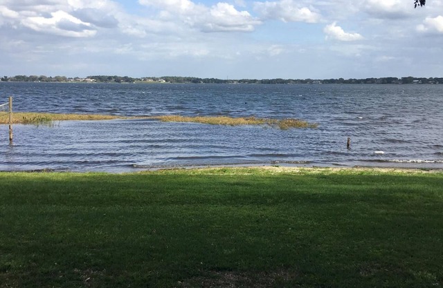 Seeblick und Zugang zu Hause; Lake Myrtle Sports Complex 1 Meile; Disney Exit-1/2 Stunden