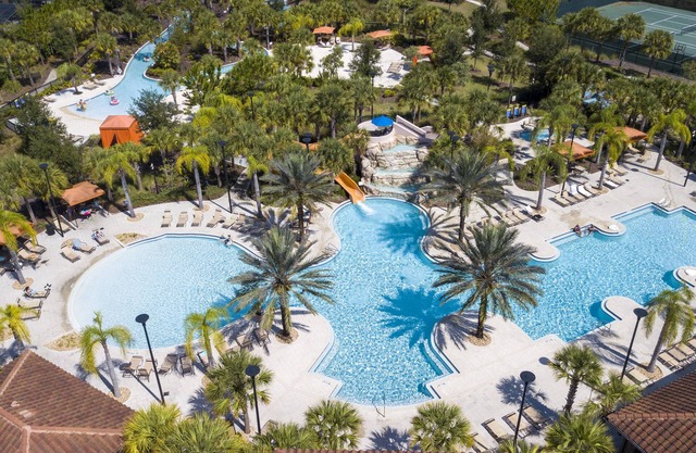 Lake View at Solterra 7 Bdrms, Sleeps 18