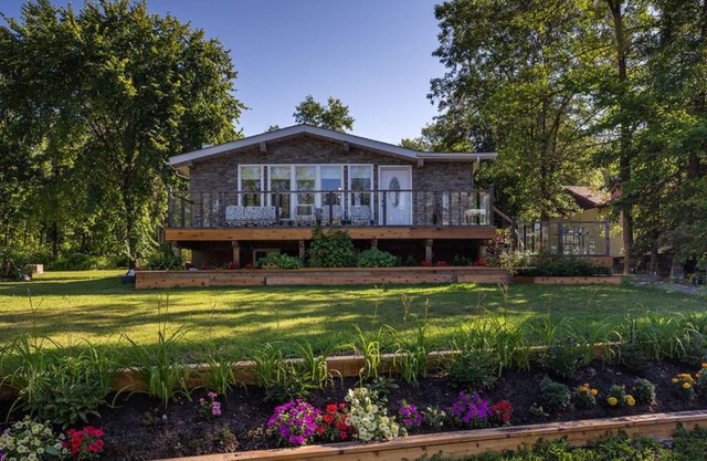 Lake View Cabin near Grand Beach Park