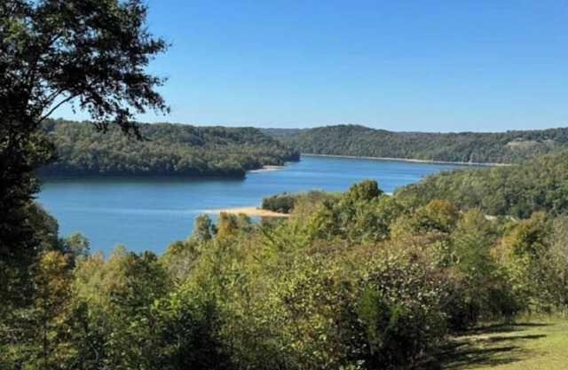 Lake View House