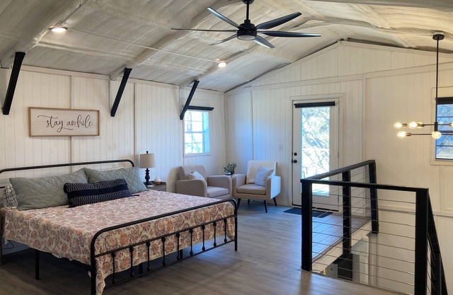 Lake View Loft House