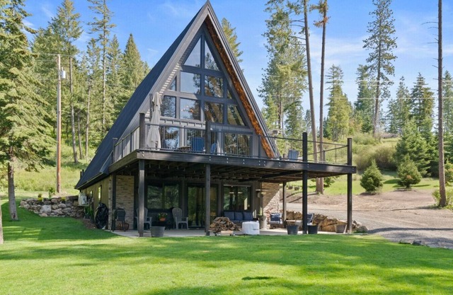 Lake Views At Rockford Bay - The CDA-frame