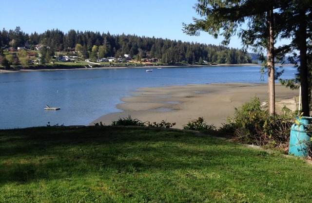 Lakebay Waterfront Beach House ganzjährig mit unglaublicher Aussicht!