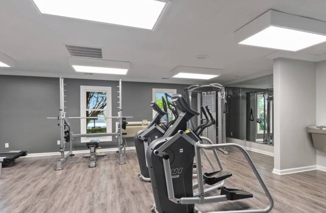 LakeCastleton 1BD 4 - One Bedroom Apartment, Sleeps 2
