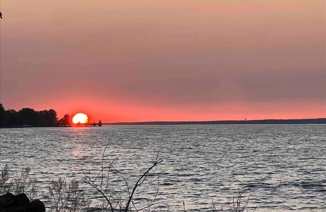 Lakefront beauty near Sylvan Beach w/Kayaks