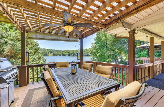 Lakefront Blairsville House w/ Game Room & Hot Tub