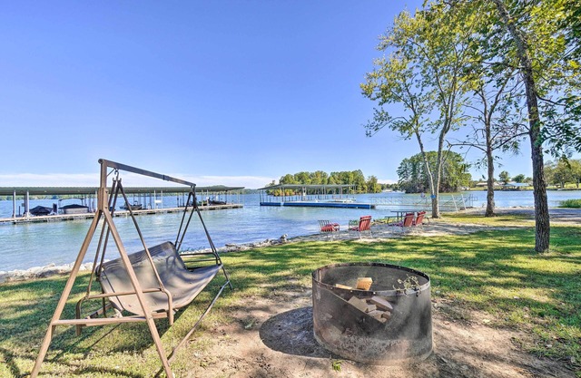 Lakefront Boating Getaway in Spring City!
