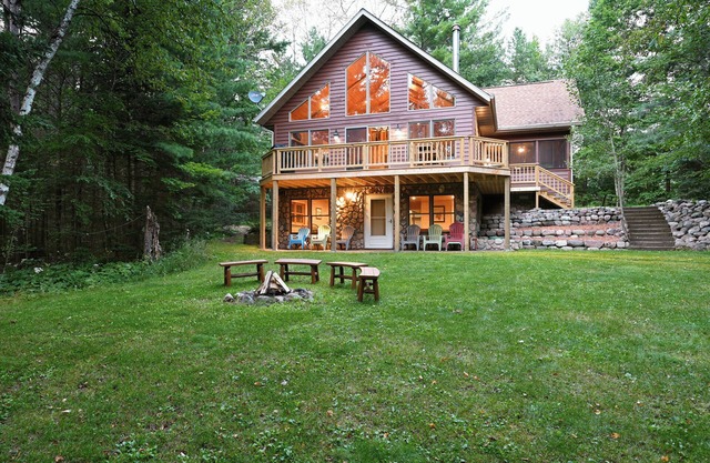 Lakefront Cabin w/ Pool Table+Waterfall: Northwoods Nostalgia + Modern Amenities