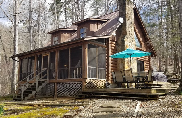 Lakefront Cabin mit Dock und sanftem Hang am Norris Lake