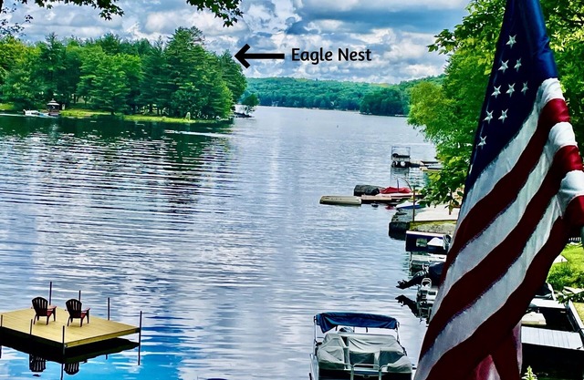 Lakefront Cabin with Fantastic views & Private Dock, The Hideout!!