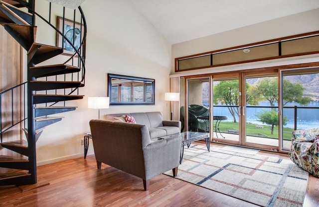 Lakefront Condo w / shared-Dock, Pool, Whirlpool, und Tennis